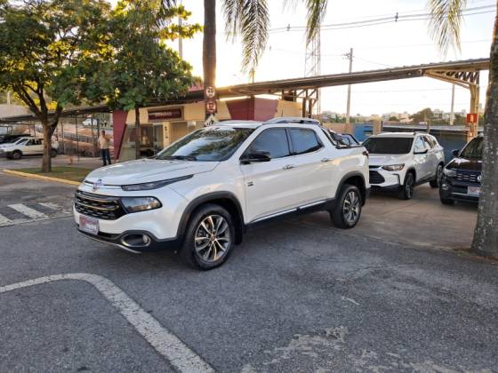FIAT TORO 2.0 16V TURBO DIESEL VOLCANO 4WD AT9